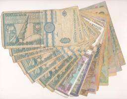 Románia 17db-os vegyes bankjegy tétel T:F,VG
Romania 17pcs of mixed banknotes lot C:F,VG