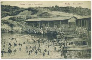 1932 Torda, Turda; Baia de Akna sarata / Akna sósfürdő, fürdőzők. Füssy nyomda kiadása / salt bath, bathers, spa (EK)