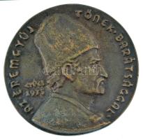 Csúcs Ferenc (1905-1999) 1975. "50 éves Gosztonyi József / Az éremgyűjtőnek barátsággal" bronz emlékérem peremén 22" sorszámmal (~78mm) T:AU patina