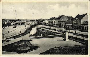 Ungvár, Uzshorod, Uzhhorod, Uzhorod; Masarykovo námestí / Masaryk tér, üzletek, piac / square, shops, market + 1938 Ungvár visszatért So. Stpl. (EK)