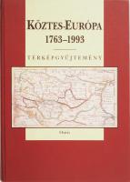 Pándi Lajos (szerk.): Köztes-Európa 1763-1993. Térképgyűjtemény). Bp., 1997, Osiris. Kiadói kartonált papírkötésben, előzéklapon és címlapon átfestett bélyegzéssel és bejegyzéssel.