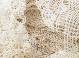 Zacskónyi vegyes csipketerítő, klf méretben