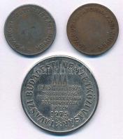Vegyes: 3db-os bárca, emlékérem tétel, benne: DN "Fővárosi Csatornázási Művek" fém bárca (...