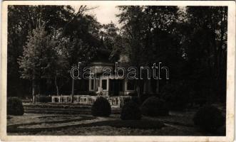 Zombor, Sombor; park, vendéglő / park, restaurant (fl)