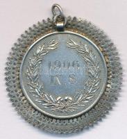 1906. "A.A.C. (Aradi AC?) / 1906. IX. 8." kétoldalas jelzett Ag díjérem füllel, díszítménn...