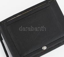 cca 1919-1926 Contessa-Nettel fényképezőgép, Nettar-Anestigmat 1:6,3 objektívvel, bőr tokban, kis sé...