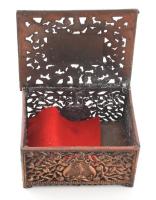 Szőlőmintás díszdoboz, 15x12x8 cm