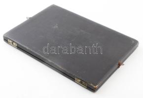 Tároló doboz, díszdoboz, bársony béléssel, csatos, 28x38 cm