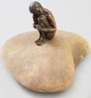 Álmodó bronz, kő, jelzés nélkül 18x12 cm