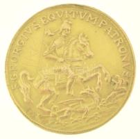 Ausztria ~1900. "Szent György-érem" jelzett Au emlékérem (3,49g/0.585/22mm) T:VF karc Austria ~1900. "St. George medal" hallmarked Au commemorative medallion (3,49g/0.585/22mm) C:VF scratched