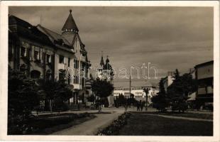 Marosvásárhely, Targu Mures; Ugron Gábor tér / square