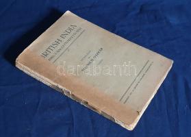 Vojnich Oszkár: British India, Burma, a maláji félsziget és Siam. Úti jegyzetek. Budapest, 1913. Singer és Wolfner (Korvin Testvérek ny.) 288 p. Egyetlen kiadás. Vojnich Oszkár (1864-1914) földbirtokos, világutazó, földrajzi író, etnográfiai gyűjtő. 1893-tól bejárta a világ számos részét, kezdeti észak-amerikai és európai utazásai után a század első évtizedében eljutott a Spitzbergákra, az olasz, majd az óceániai tűzhányókat tanulmányozta, vulkanológiai megfigyelések helyett érdeklődése azonban a néprajz és a vadászat felé fordult. Rendkívül gazdag néprajzi és vadászati fotóanyaggal illusztrált beszámolója 1910-1912 közötti indiai és hátsó-kelet-indiai útját örökíti meg. Személyes élményei előtt az egyes régiók angol beszámolókból és felmérésekből vett általános néprajzi és politikai jellemzése. Példányunkból négy levél hiányzik, számos levélen apró gyűrődések, néhány levélen apró foltosság, a kötet fűzése elengedett. Vuray 854. Fűzve, sérült, hiányos gerincű, első fedőborítóján javított kiadói borítóban.