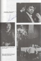 Színész Évkönyv '92-93. [Németh Andor kéziratgyűjtő példánya, 52 művész autográf bejegyzésével....