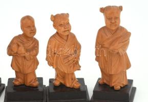 6 darab antik kínai faragott figura talapzaton, jó állapotban, m: 9-10 cm