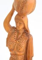 Nő korsóval. Faragott keményfa szobor, jelzés nélkül, m: 27 cm