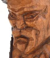 Antik erdélyi ágfaragás, talapzaton, m: 29 cm