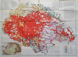 Justice for Hungary. Review and Criticism of the Effect of the Treaty of Trianon. By Albert Apponyi, Albert Berzeviczy, Oliver Eöttevényi, Francis Fodor, Béla Földes, Eugene Horváth, George Lukács, Emil Nagy, Julius Wlassics. Ethnographic Map of Hungary by Paul Teleki.  London, 1928. Longman, Green and Co. Ltd. (Printed by Budapesti Hirlap Ltd.) [6] + 376 p. + 1 térkép (feliratozott hártyapapírral védett színes térkép).  A kilencszerzős tanulmánykötet a trianoni békediktátumhoz vezető háborús, belpolitikai és diplomáciai tényezőkről írt hosszabb tanulmány után részletesen elemzi a történelmi Magyarország utolsó néhány évtizedének oktatás- és kultúrpolitikáját - mely a gyakori vádakkal szemben (és az utódállamok gyakorlatával szemben) a nemzetiségek számára kulturális lehetőségeket is biztosított, a nyelvhasználati jogokat nem korlátozta, és nem törekedett minden erővel a lakosság kulturális homogenizálására. A tanulmánykötet számba veszi az utódállamok magyarsággal kapcsolatos nemzetiségi politikáját, mely politikában nem megy ritkaságszámba az állampolgári jogoktól való megfosztás sem. A kötet gazdaságpolitikai tanulmánya a Kárpát-medence gazdaságának természetes egységéről és régiónak egymásra utaltságáról értekezik. Példányunk melléklete Teleki Pál két nyelven, magyar és angol nyelven feliratozott nevezetes etnográfiai térképe, az úgynevezett vörös térkép, mely a döntően magyar lakta területeket vörös színnel jelzi, a román lakta vidékeket lila, a szlovák vidékeket világoszöld, a ruszinokat sötétzöld, a németeket narancs, a horvátokat világoskék, a szerbeket sötétkék színnel jelzi, a számottevő lakatlan vidékeket pedig - melyek színnel való kitöltése a manipuláció melegágya - színezetlenül hagyja. 1: 1,000,000 mértékű színes térképünk a Magyar Földrajzi Intézetben készült, az 1910-es népszámlálás adatai alapján, mérete: 570x780 mm egy 630x855 mm méretű térképlapon, a bal alsó sarokban a Kárpát-medence hegy- és vízrajzát ábrázoló melléktérképpel, a jobb felső sarokban magyarázó szöveggel. Térképünk egyediségét a hozzá kapcsolódó, feliratozott, az új határvonalakat angol nyelvű, szöveges kommentárral ellátó hártyapapír biztosítja. Térképünkön a hajtások mentén kisebb szakadások, apróbb foltosság. A tanulmánykötet levelein alul, a szövegtükör alatt kisebb foltosság, a címoldalon, illetve a térképlapon és hártyapapírján régi tulajdonosi bejegyzés.  Aranyozott gerincű, foltos kiadói egészvászon kötésben. Körülvágatlan példány.
