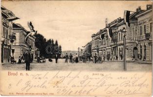 1906 Bród, Nagyrév, Slavonski Brod, Brod na Savi; Jelasic trg / Jellasics tér, kerékpárok / square, bicycles (fl)