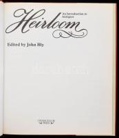 Heirloom. An Introduction to Antiques. Edited by (szerk.): John Bly. London, 1993, Chancellor Press....