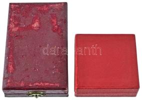 ~1960-1970. "Gépipar Kiváló Dolgozója" aranyozott, zománcozott fém jelvény és miniatűr tok...