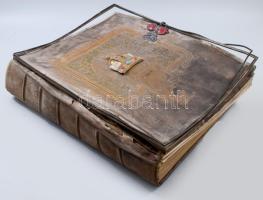 A Király Könyve. Lipcse - Bp.- Bécs, 1899, Herzig Miksa. Kiadói aranyozott egészbőr díszkötésben, sérült, foltos, megviselt, rossz állapotban. Restaurálásra szorul!