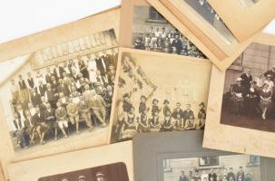 cca 1920-1940 Csoportképek, iskolai osztályok, társaságok, 12 db kartonra kasírozott fotó, változó á...