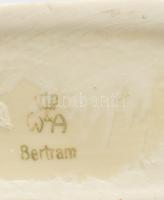 Lippelsdorf Wagner & Apel Bertram Libákat etető kislány figura. 1935-1951 között, jelzett, kézze...