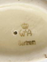 Lippelsdorf Wagner & Apel Bertram Cipészfiú figura. 1935-1951 között, jelzett, kézzel festett, h...