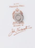 Haddon Hall angol emeletes kínáló, jelzett, kis kopással, d: 27 cm