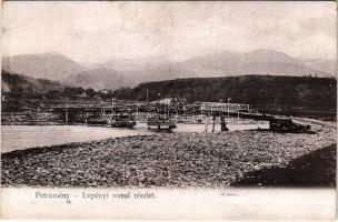 Petrozsény-Lupény, Petrosani-Lupeni; vasút vonal részlete, fahíd. Kendoff A. és fia kiadása / railway line, wooden bridge (EB)