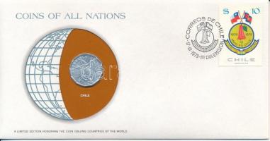 Chile 1979. 10c "Nemzetek pénzérméi" felbélyegzett borítékban, bélyegzéssel T:UNC,AU Chile 1979. 10 Centavos "Coins of all Nations" in envelope with stamp and stamping C:UNC,AU