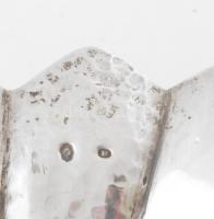 Ezüst (Ag) gyümölcsös kínáló tál. Dianás jelzéssel, kalapált, hibátlan. 39x28 cm 762 g