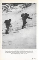 Hunt, John:

The Ascent of Everest. Foreword by H. R. H. the Duke of Edinburgh, Chapter 16 by Sir ...
