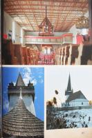 Csorba Csaba: Erdélyi várak. Várak, várkastélyok, erődített városok, templomvárak. Fotó: Bagyinszki ...