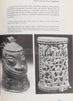 Werner Gillon: A short history of african art (Az afrikai művészet rövid története). London, 1984, P...