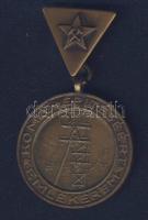 "Komló építéséért emlékérem" Br kitüntetés T:2