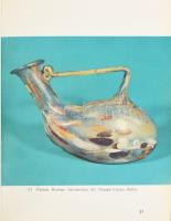 Giovanni Mariacher: Glass from Antiquity to the Renaissance (üvegek az antikvitástól a reneszánszig)...