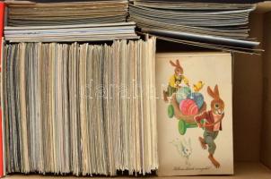 Egy cipősdoboznyi modern képeslap / A shoe box of modern postcards