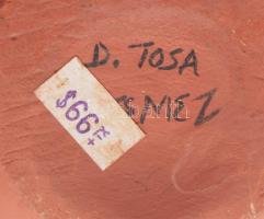 D. Tosa jelzéssel? kerámia váza. Kézzel festett, jelzett, hibátlan m: 12 cm,