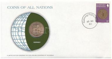 Guernsey 1979. 2p bronz Nemzetek pénzérméi felbélyegzett borítékban, bélyegzéssel T:UNC Guernsey 1979. 2 Pence bronze Coins of all Nations in envelope with stamp and cancellation C:UNC