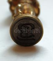 Régi, népi figurás réz pecsétnyomó, mérete 7 cm