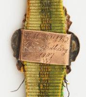 Tiszti lánc arany (Au) 9k + 14k karabíner + szövet. Címerrel, jelzett. össz br 2,6g, 7 cm