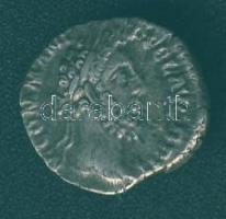 Római Császárság COMMODUS 166-192. Denár Ag T:3+/3