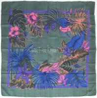 Lilás-kékes kendő, 85x90 cm