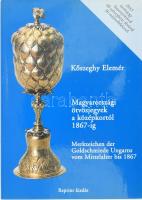 Kőszeghy Elemér: Magyarországi ötvösjegyek a középkortól 1867-ig. [Bp., 2007.], Kiss József Könyvkiadó. Az 1936-os kiadás reprint kiadása. Magyar-német kétnyelvű kötet. 2043 ötvösjeggyel. Kiadói kartonált papírkötés, kiadói papír védőborítóban, újszerű állapotban. /   Elemér Kőszeghy: Hungarian Goldsmiths Marks from the Middle Ages to 1867. The József Kiss Publishers Reprint Edition, 2007. Hungarian-german bilingual book with paper protective cover, in mint condition.