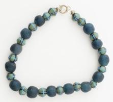 Nagy üveggolyós nyaklánc, h: 51 cm