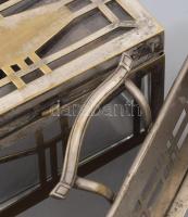 Jugendstil ezüstözött alpakka díszdoboz és kínáló, üvegbetétekkel, a kínáló sérült, kopással, 14,5x8...