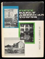 Everett B. Wilson: Fifty Early American Towns. New York, 1966, A.S. Barnes and Co. Fekete-fehér fotókkal gazdagon illusztrálva. Angol nyelven. Kiadói egészvászon-kötés, kissé foltos borítóval, kissé sérült kiadói papír védőborítóban.