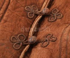 Birkabőr mellény, kis kopással