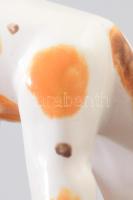 Gádor István, Iparművészeti Vállalat: Zsiráf. Jelzés nélkül, mázrepedésekkel, m: 24,5 cm. A Gádor Mú...